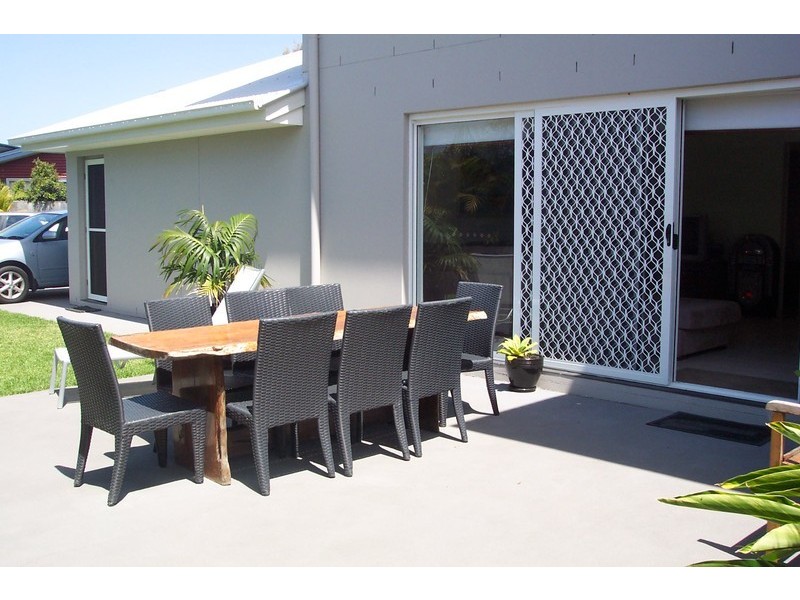 3 Dugan Court, Ocean Shores NSW 2483