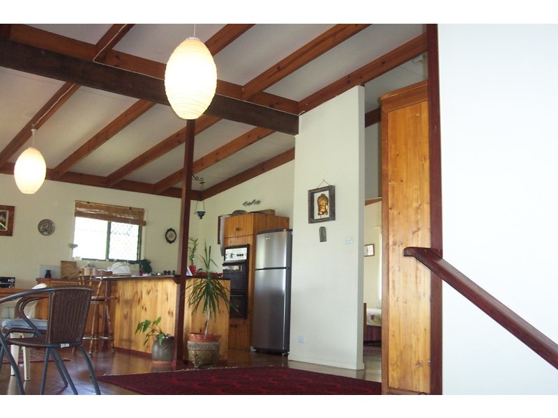 10 Rajah Road, Ocean Shores NSW 2483