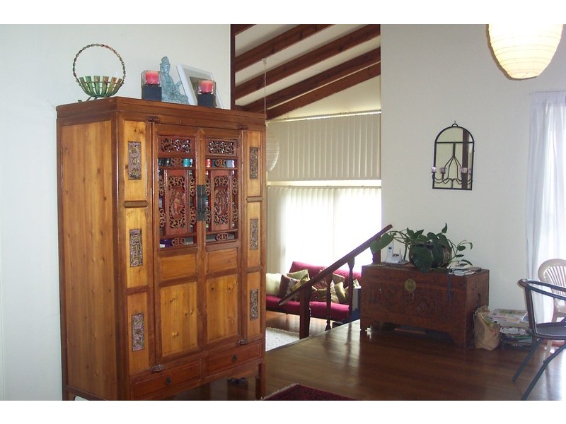 10 Rajah Road, Ocean Shores NSW 2483