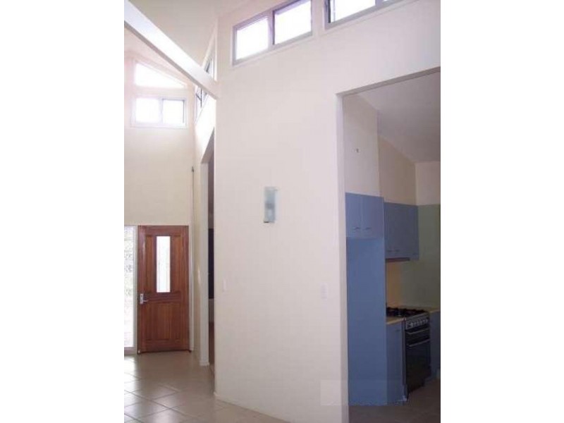 5 Dugan Court, Ocean Shores NSW 2483