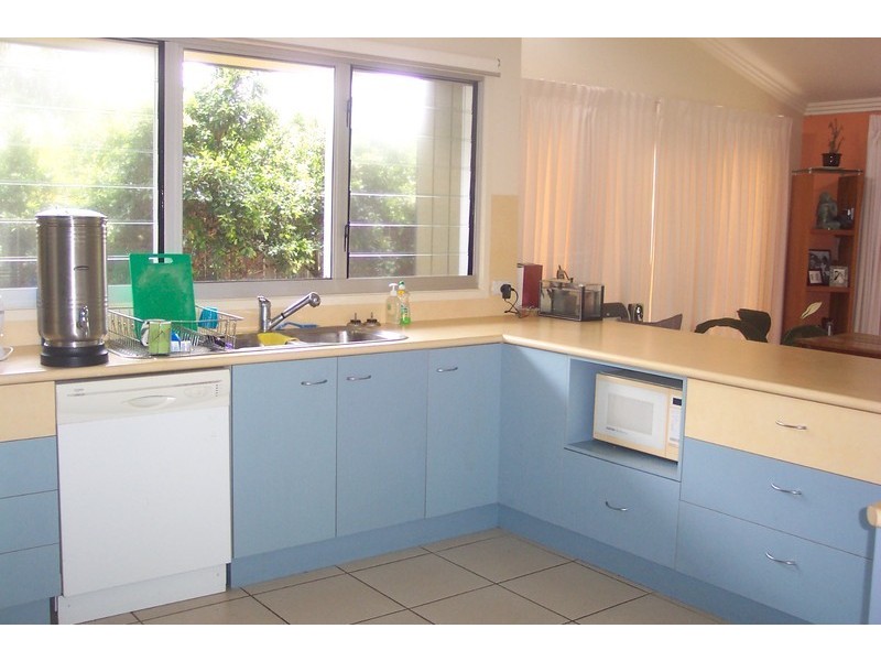 5 Dugan Court, Ocean Shores NSW 2483