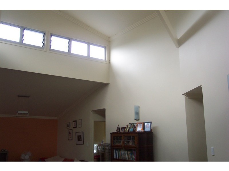 5 Dugan Court, Ocean Shores NSW 2483