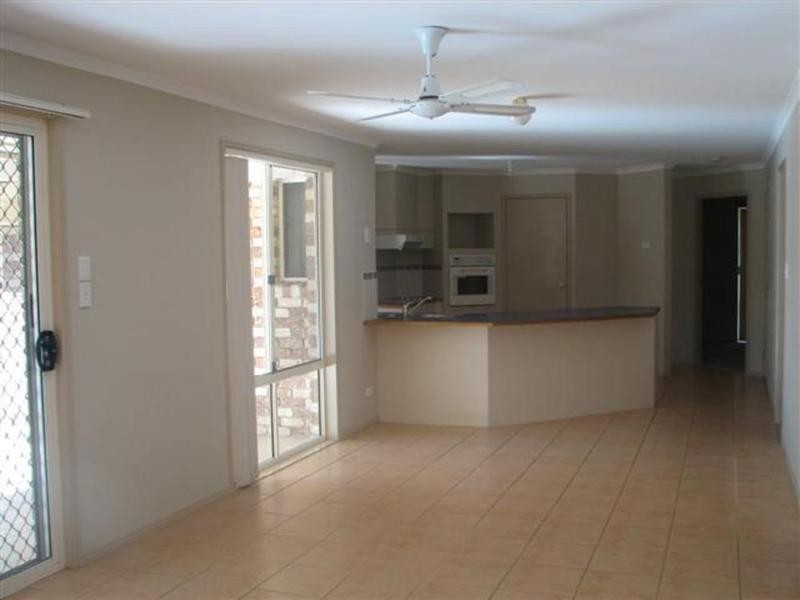 17 Narooma Drive, Ocean Shores NSW 2483