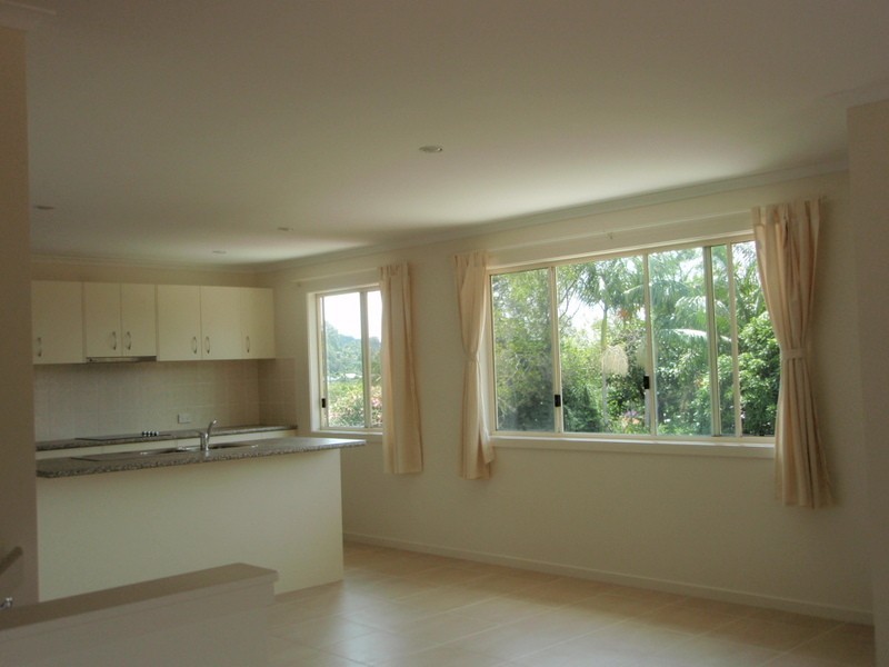 19/A Coomburra Crescent, Ocean Shores NSW 2483