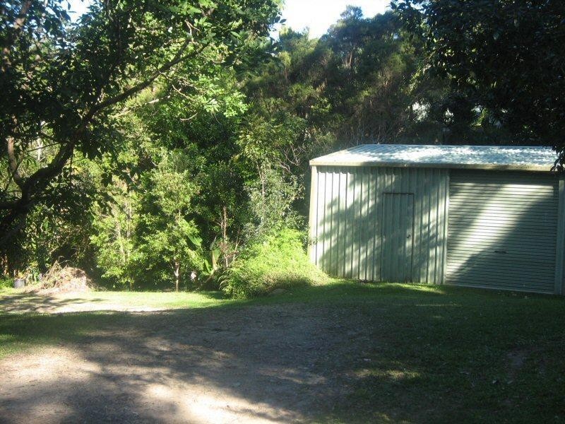 4B Gin Gin Crescent, Ocean Shores NSW 2483