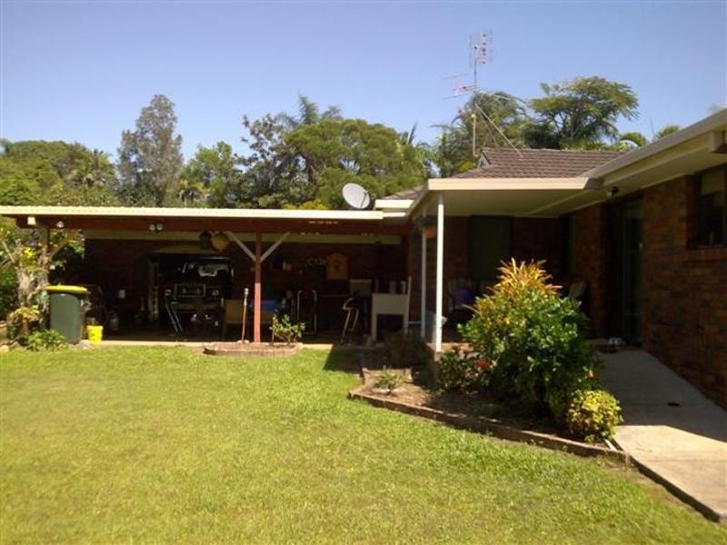 108 Balemo Drive, Ocean Shores NSW 2483