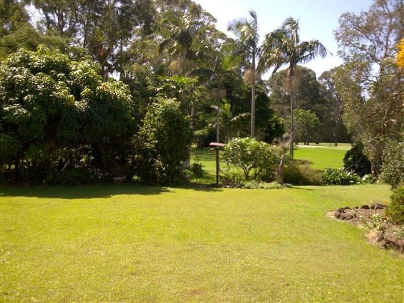 108 Balemo Drive, Ocean Shores NSW 2483