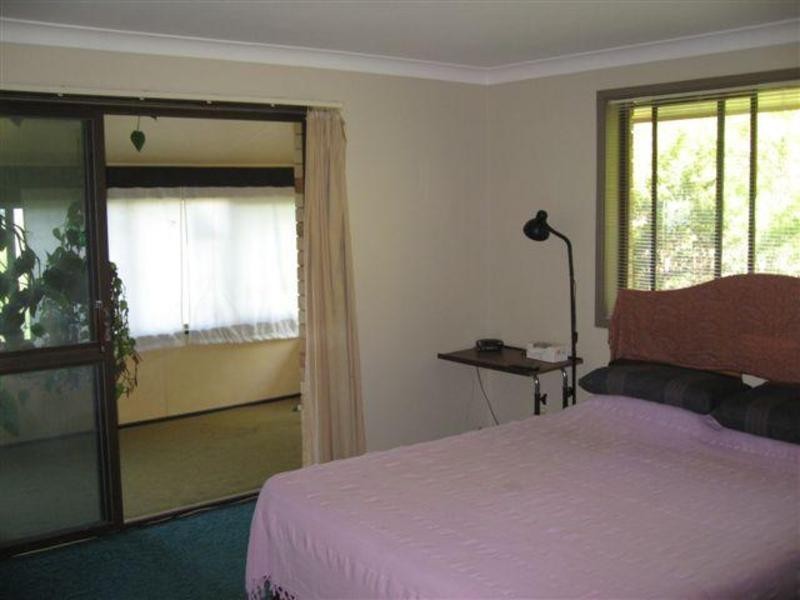 26 Warrambool Road, Ocean Shores NSW 2483