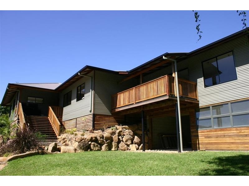 13 Namoi Glen, Ocean Shores NSW 2483