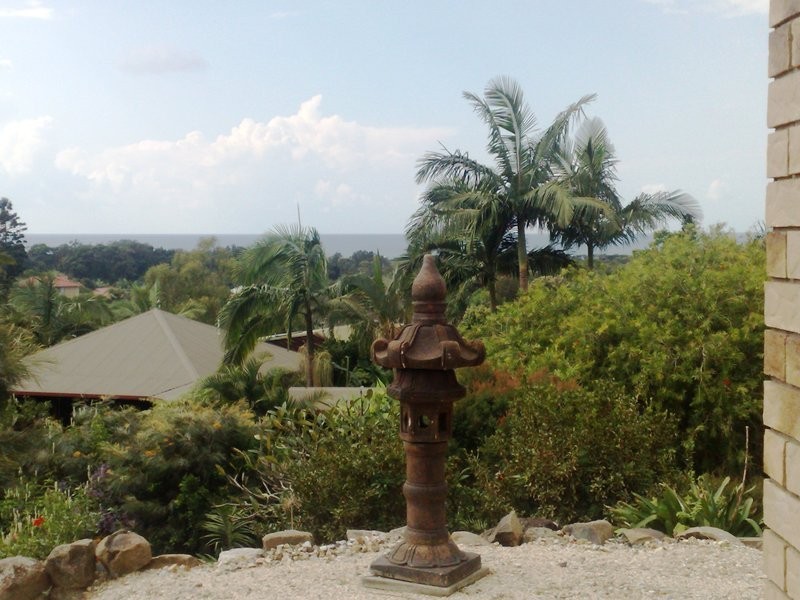 17 Goondooloo Drive, Ocean Shores NSW 2483