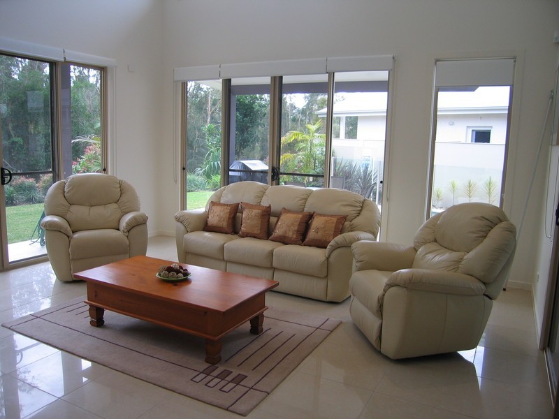 28 Mia Court, Ocean Shores NSW 2483