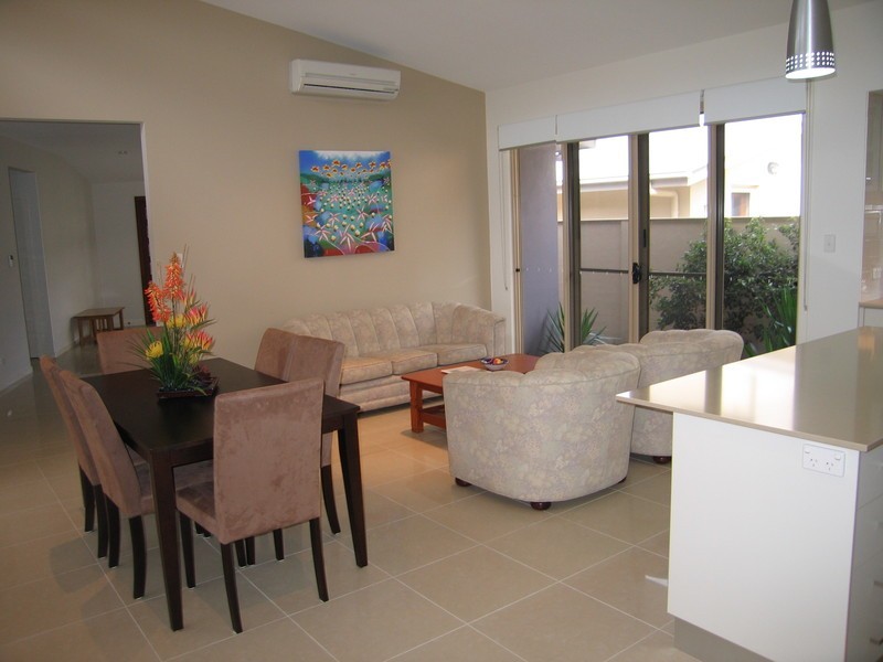 28 Mia Court, Ocean Shores NSW 2483