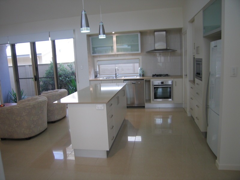 28 Mia Court, Ocean Shores NSW 2483