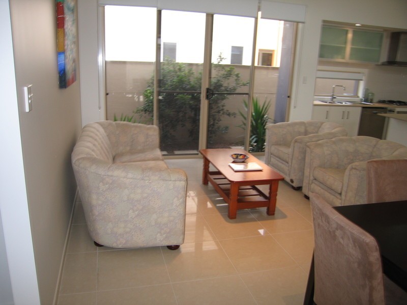 28 Mia Court, Ocean Shores NSW 2483