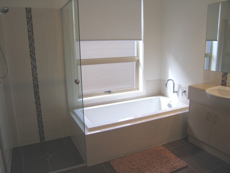 28 Mia Court, Ocean Shores NSW 2483