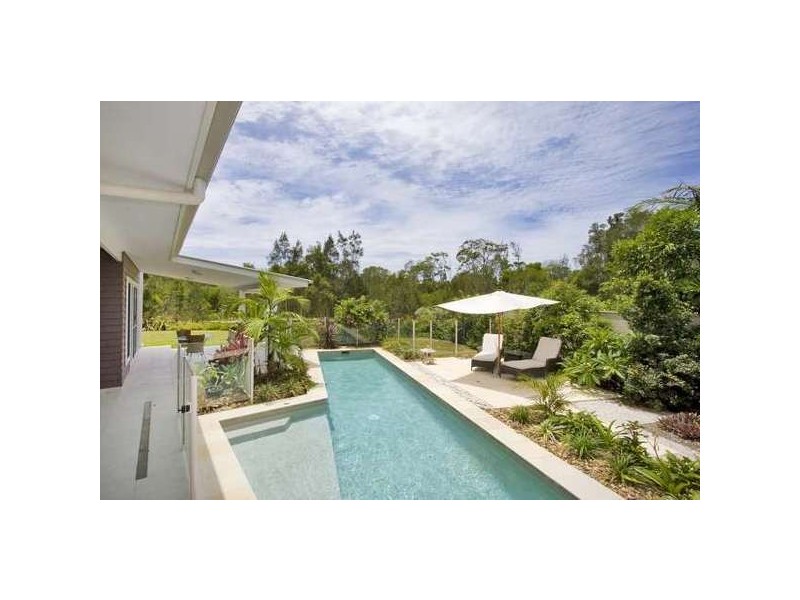 26 Mia Court, Ocean Shores NSW 2483