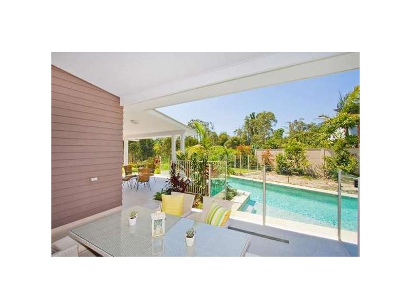 26 Mia Court, Ocean Shores NSW 2483