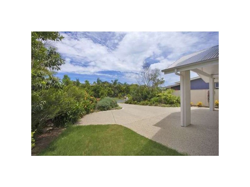 26 Mia Court, Ocean Shores NSW 2483