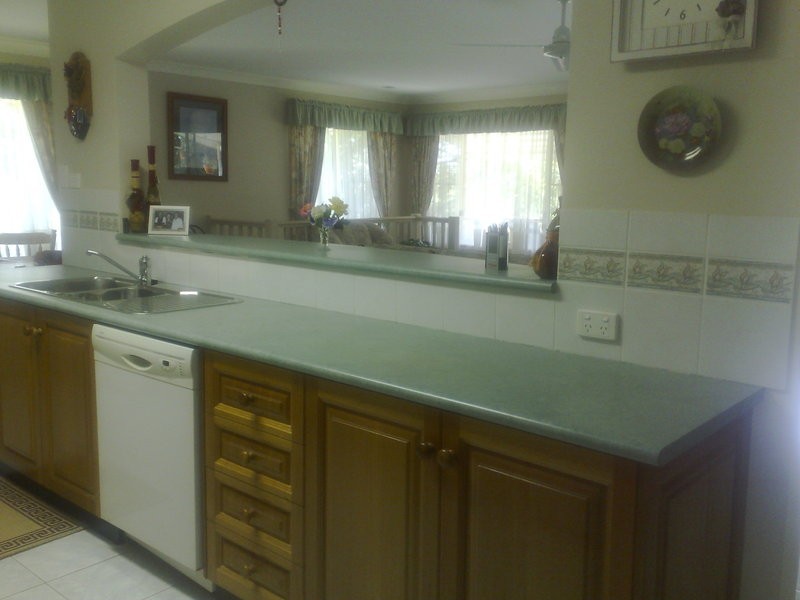 2 Bian Court, Ocean Shores NSW 2483