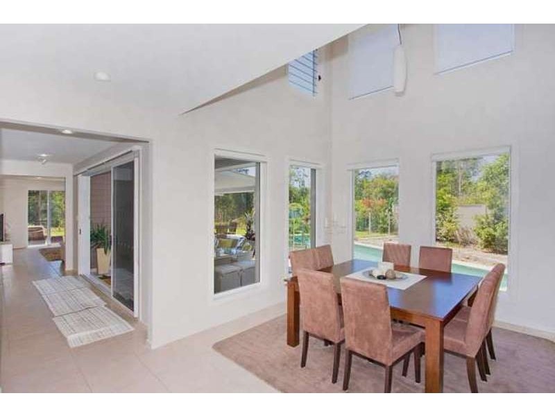 26 Mia Court, Ocean Shores NSW 2483