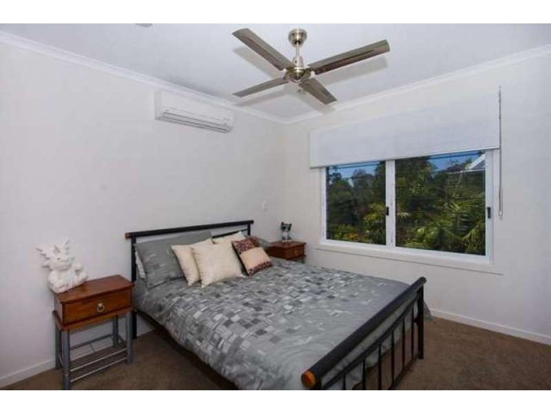 26 Mia Court, Ocean Shores NSW 2483