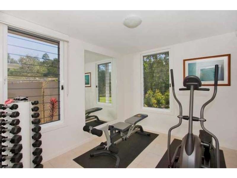 26 Mia Court, Ocean Shores NSW 2483