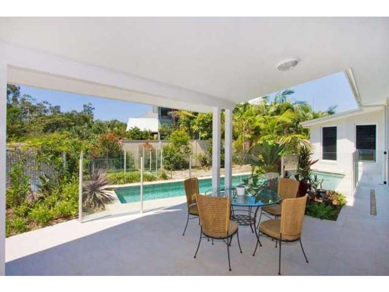 26 Mia Court, Ocean Shores NSW 2483