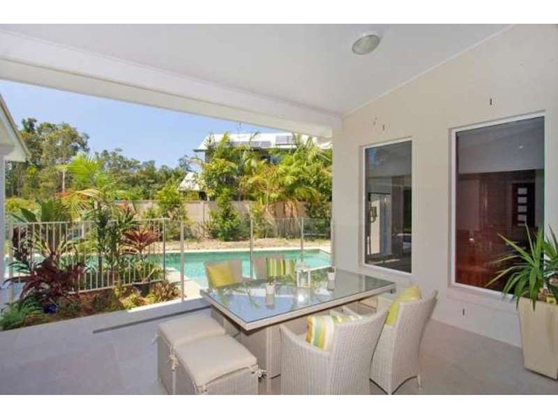 26 Mia Court, Ocean Shores NSW 2483