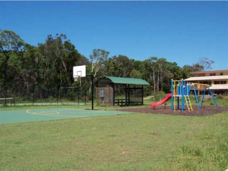 26 Mia Court, Ocean Shores NSW 2483