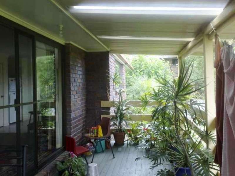 2 Bobra Glen, Ocean Shores NSW 2483