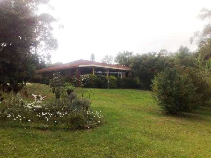 2 Bobra Glen, Ocean Shores NSW 2483