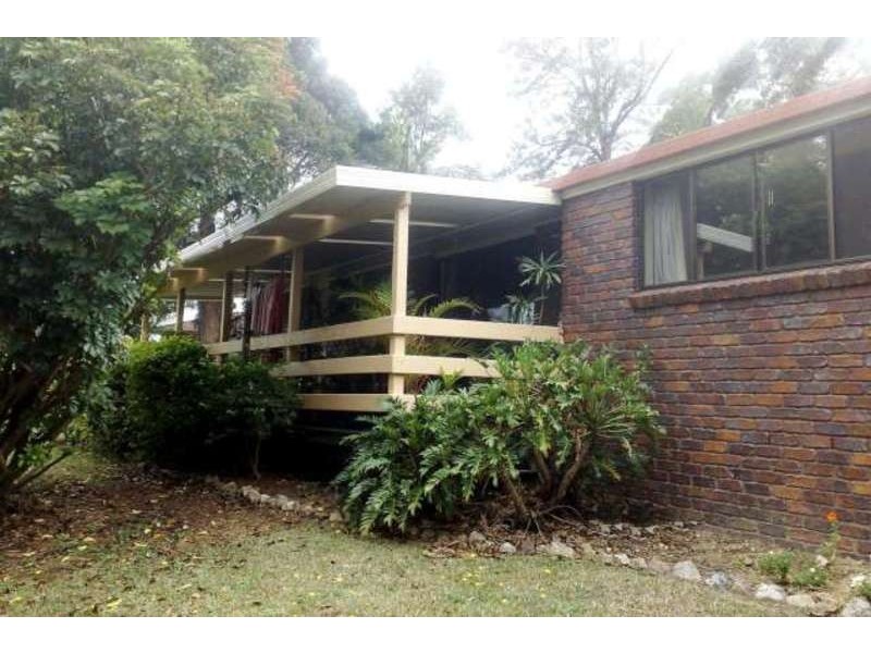 2 Bobra Glen, Ocean Shores NSW 2483