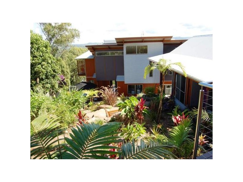 8 Weeronga Way, Ocean Shores NSW 2483