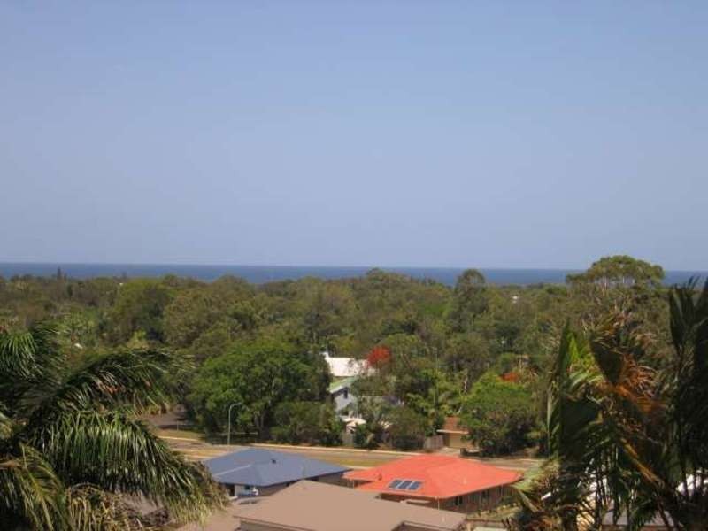 25 Banool Circuit, Ocean Shores NSW 2483