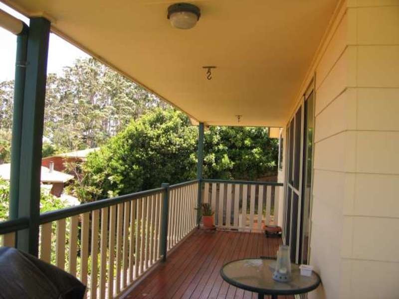 25 Banool Circuit, Ocean Shores NSW 2483