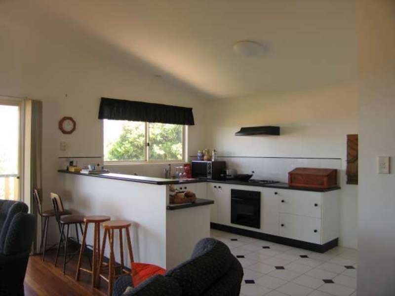 25 Banool Circuit, Ocean Shores NSW 2483