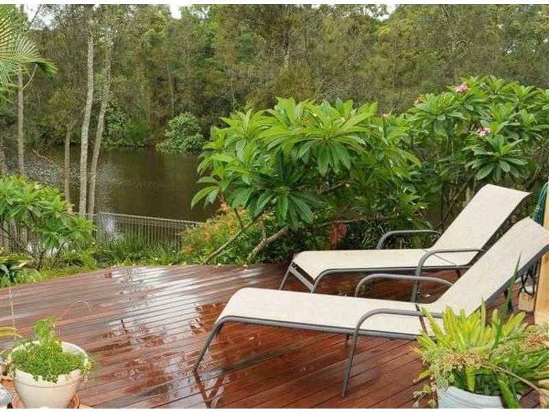 20  Larelar Court, Ocean Shores NSW 2483