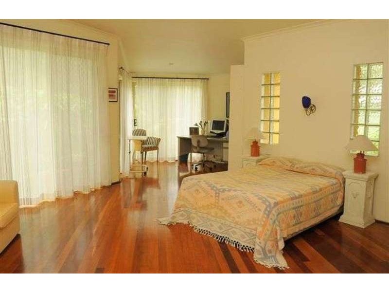 20  Larelar Court, Ocean Shores NSW 2483