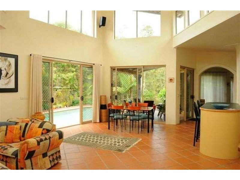 20  Larelar Court, Ocean Shores NSW 2483