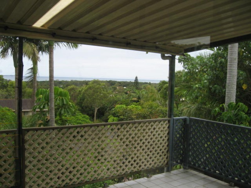 14 Goondooloo Drive, Ocean Shores NSW 2483