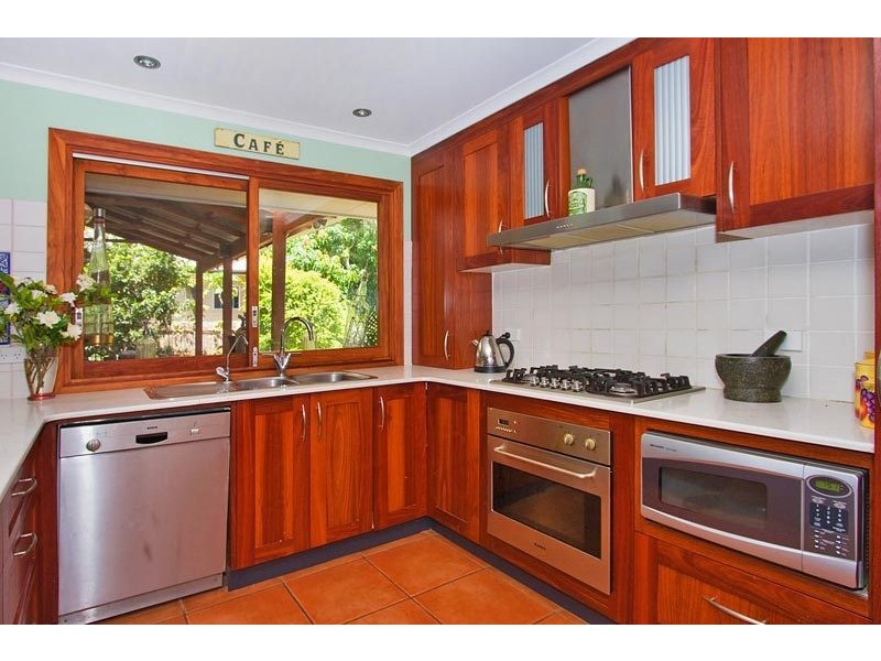 16 Berrimbilla Court, Ocean Shores NSW 2483