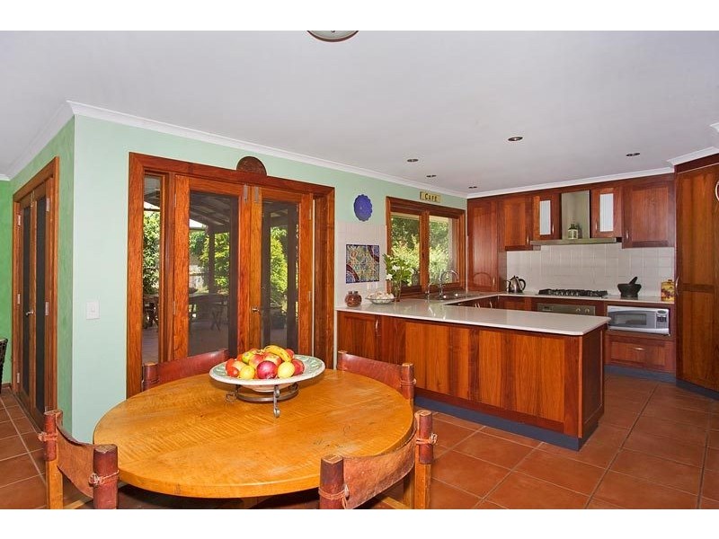 16 Berrimbilla Court, Ocean Shores NSW 2483