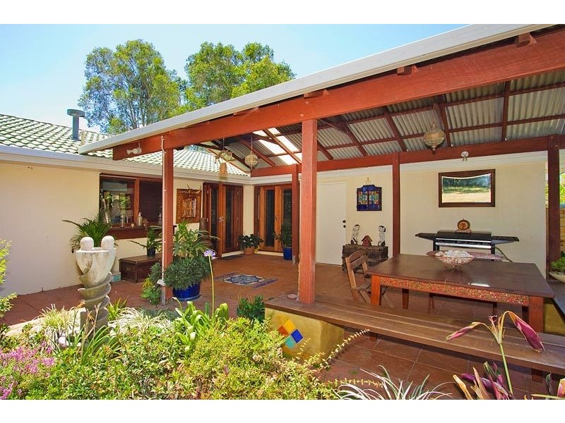 16 Berrimbilla Court, Ocean Shores NSW 2483