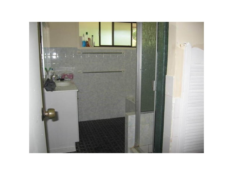 6 Warrambool Road, Ocean Shores NSW 2483