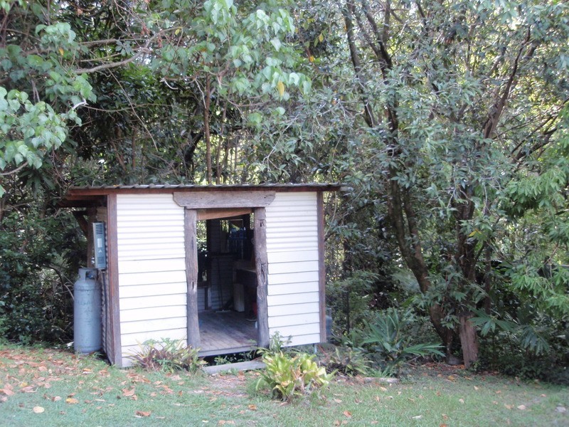 17 Mudges Road, Ocean Shores NSW 2483