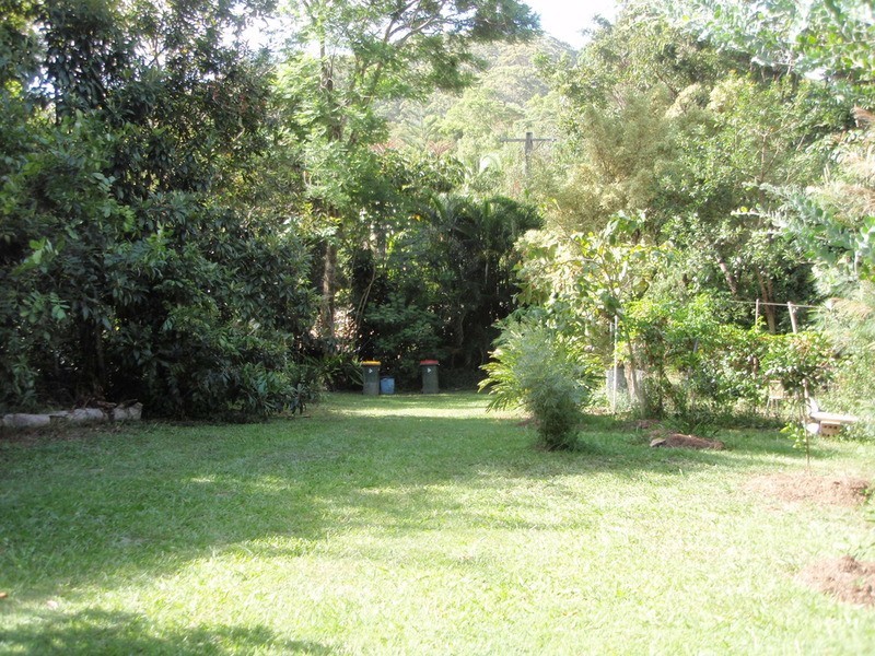 17 Mudges Road, Ocean Shores NSW 2483