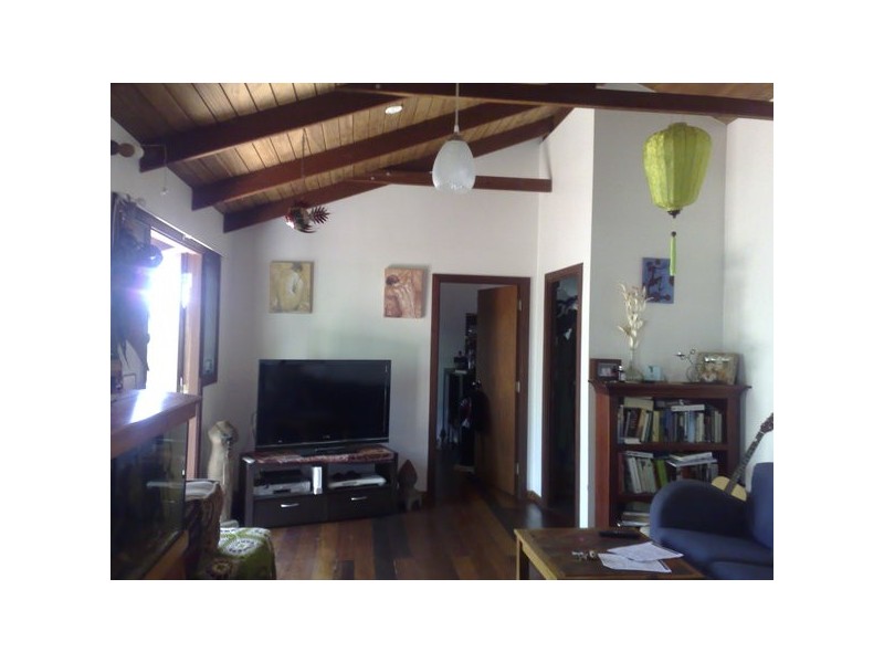 16 Nandroya Avenue, Ocean Shores NSW 2483