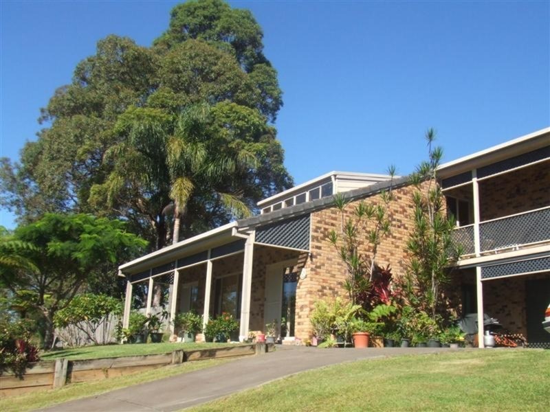 61 Balemo Drive, Ocean Shores NSW 2483