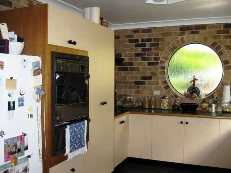 61 Balemo Drive, Ocean Shores NSW 2483