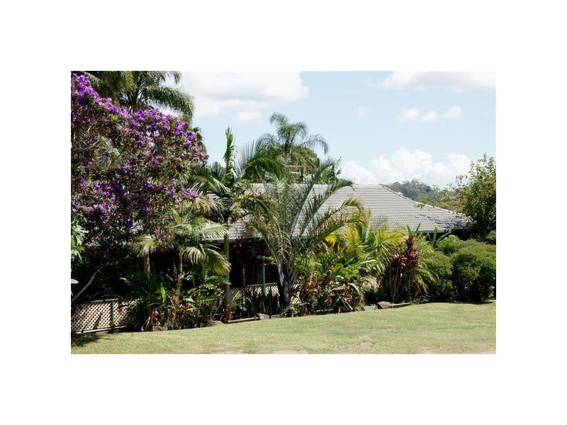1 Narrogal Court, Ocean Shores NSW 2483